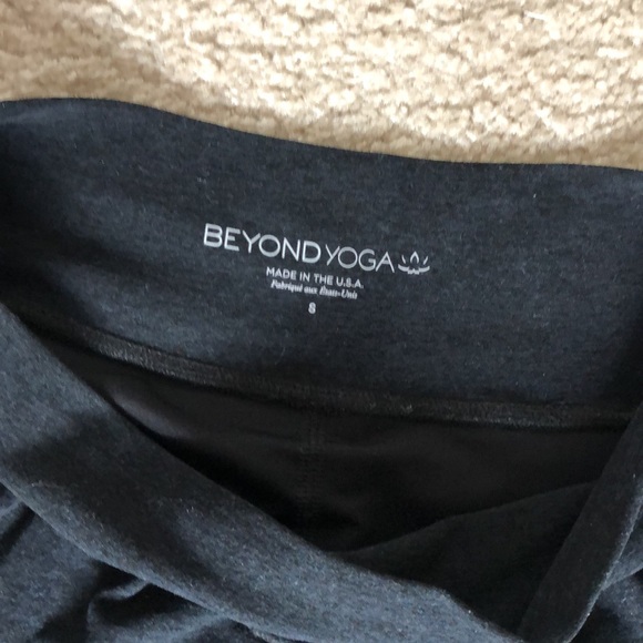 beyond yoga skirt - Picture 3 of 3